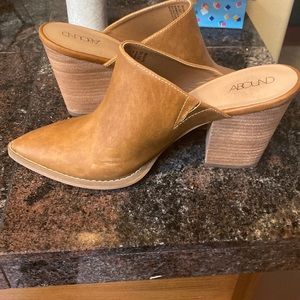 Slip On Heel Booties